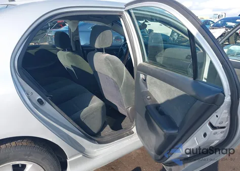 2005 Toyota Corolla S z USA, uszkodzony, nr VIN 1NXBR30E15Z502877